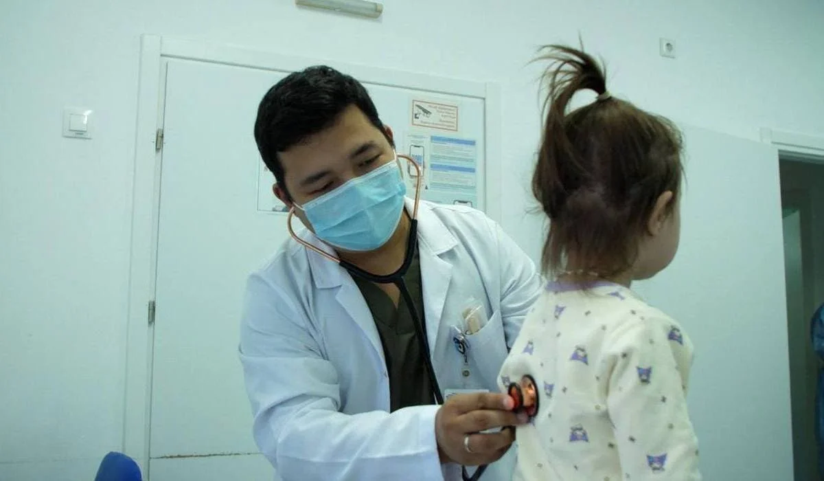 В Астане растет число больных ОРВИ: врачи предупредили родителей