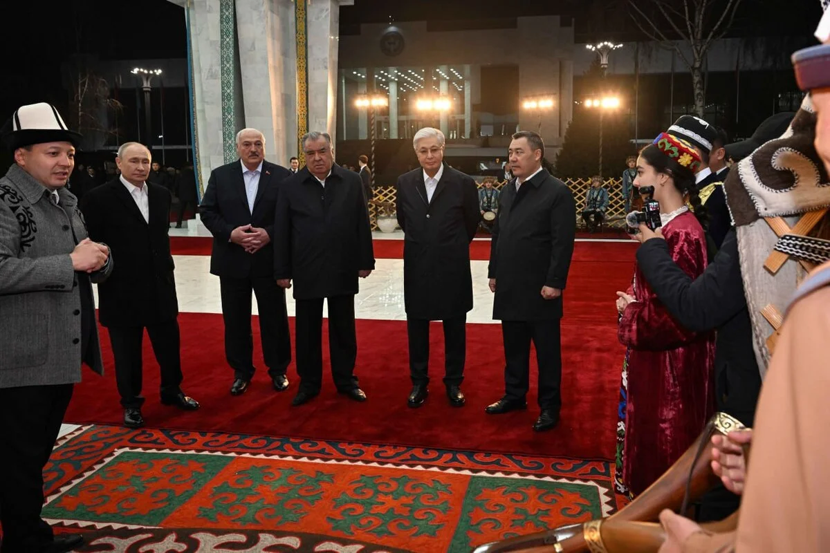 Токаев, Путин, Рахмон и Лукашенко провели неформальную встречу в резиденции Жапарова