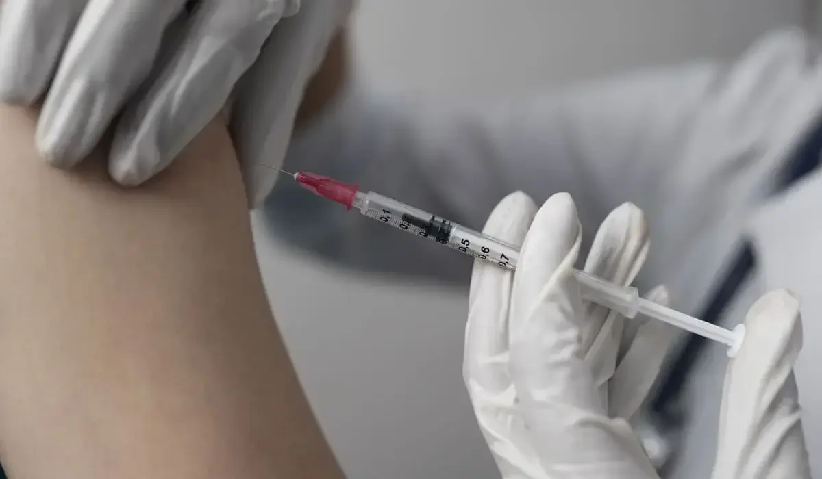 Казахстан выбрал «дорогую» вакцину от коклюша? Глава Минздрава сделала заявление