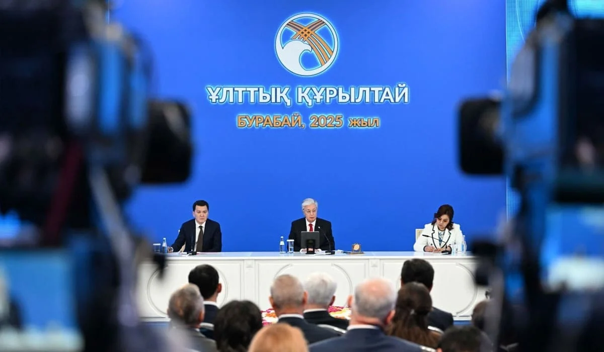 «Без пафоса и показухи»: как государство упорядочивает внутреннюю политику Казахстана, рассказал Карин