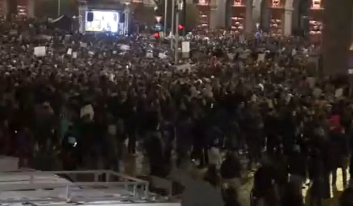 Протесты переросли в столкновения в Болгарии: есть раненые