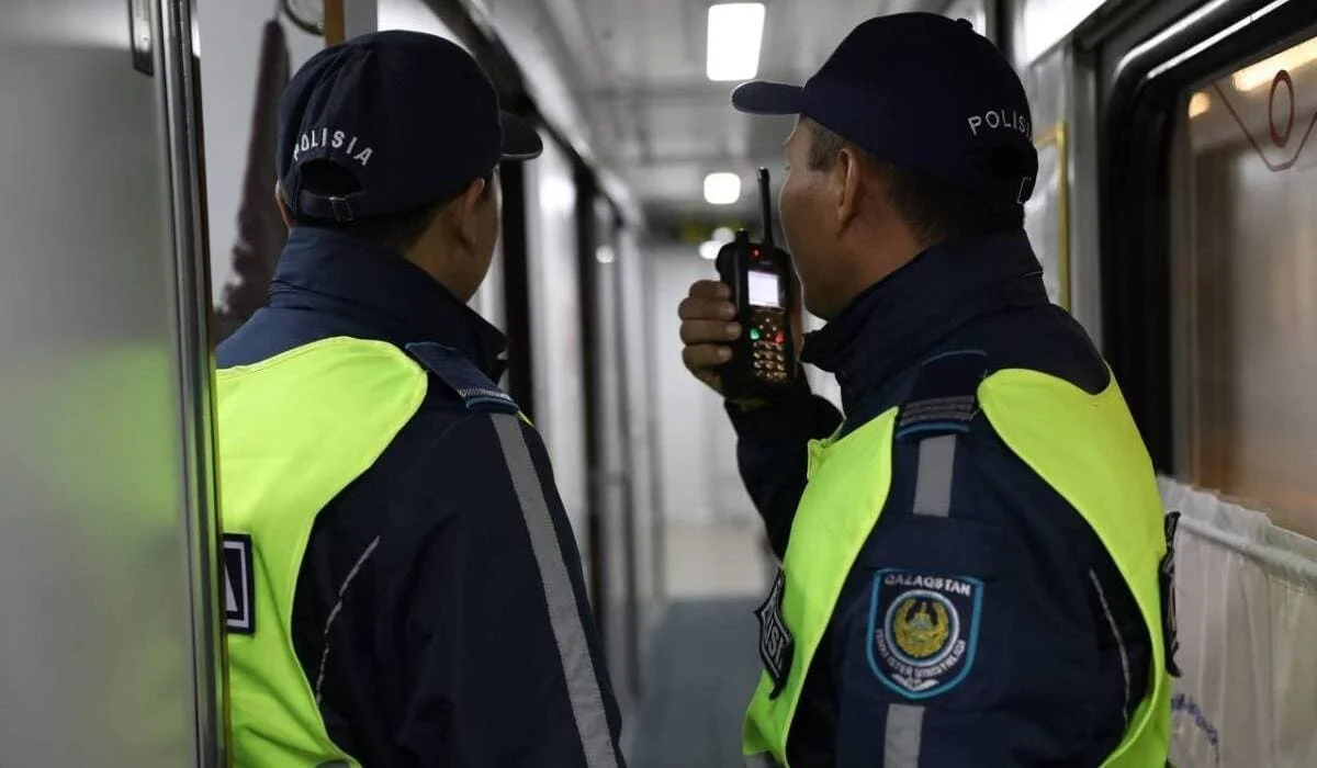 Больше 550 запрещенных религиозных изданий изъяли у пассажиров поездов и самолетов в Казахстане