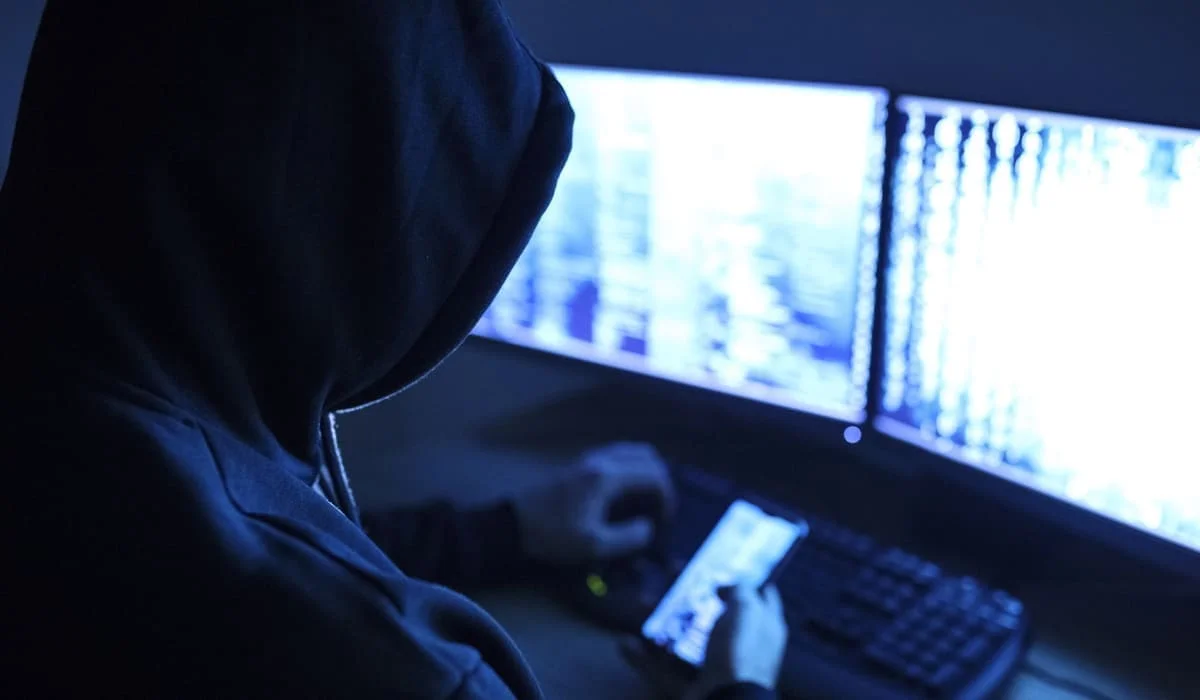 Мошенник из Актобе обманул граждан на 27 млн тенге через онлайн-кредиты