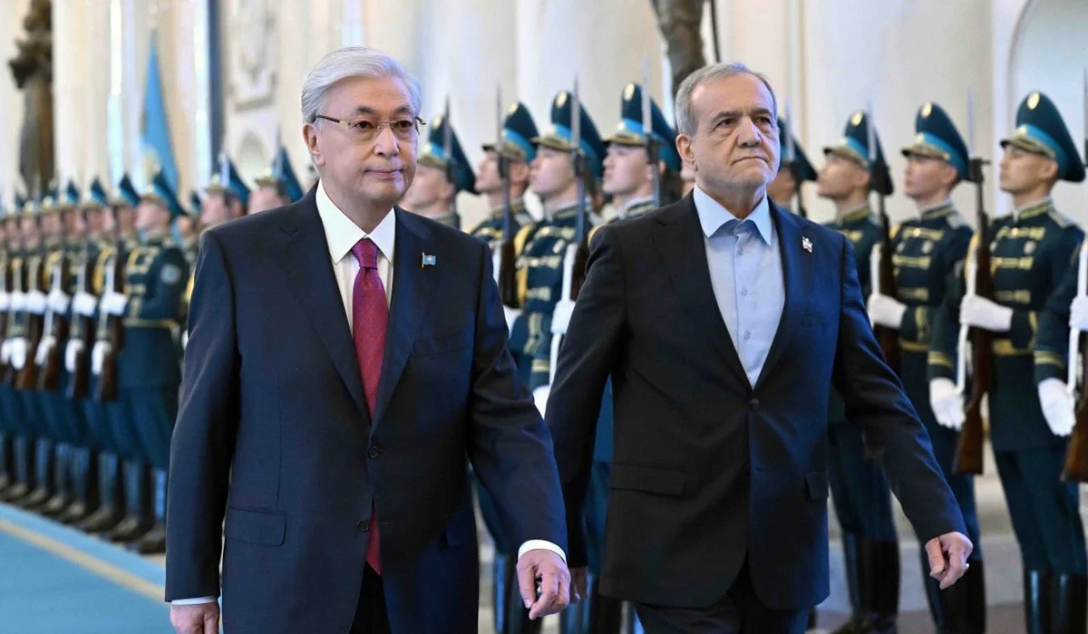 Президент Ирана Масуд Пезешкиан прибыл в Акорду (ФОТО, ВИДЕО)