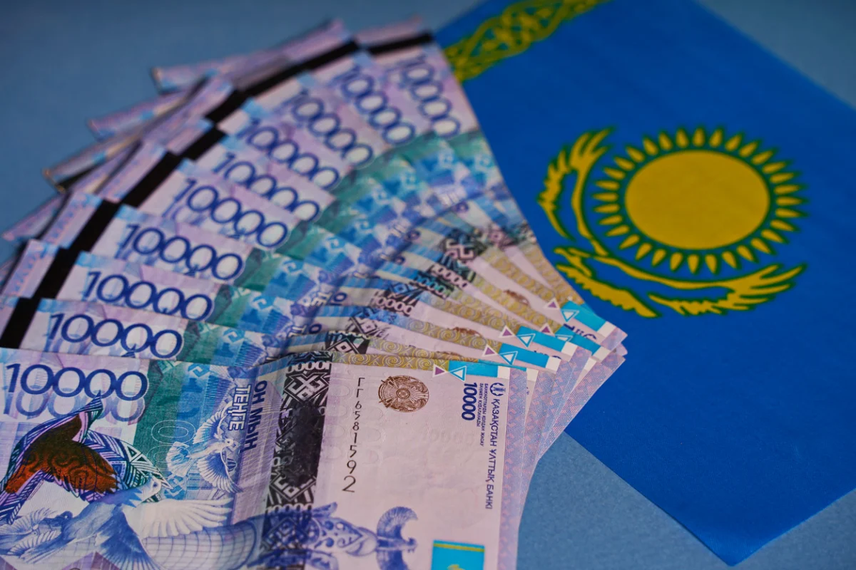 Назван город, где работникам с низкой зарплатой выплачивают надбавки