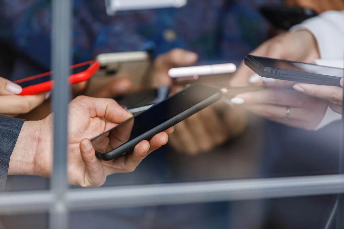 Окончательные критерии проверки мобильных переводов в 2026 году утвердили в Казахстане