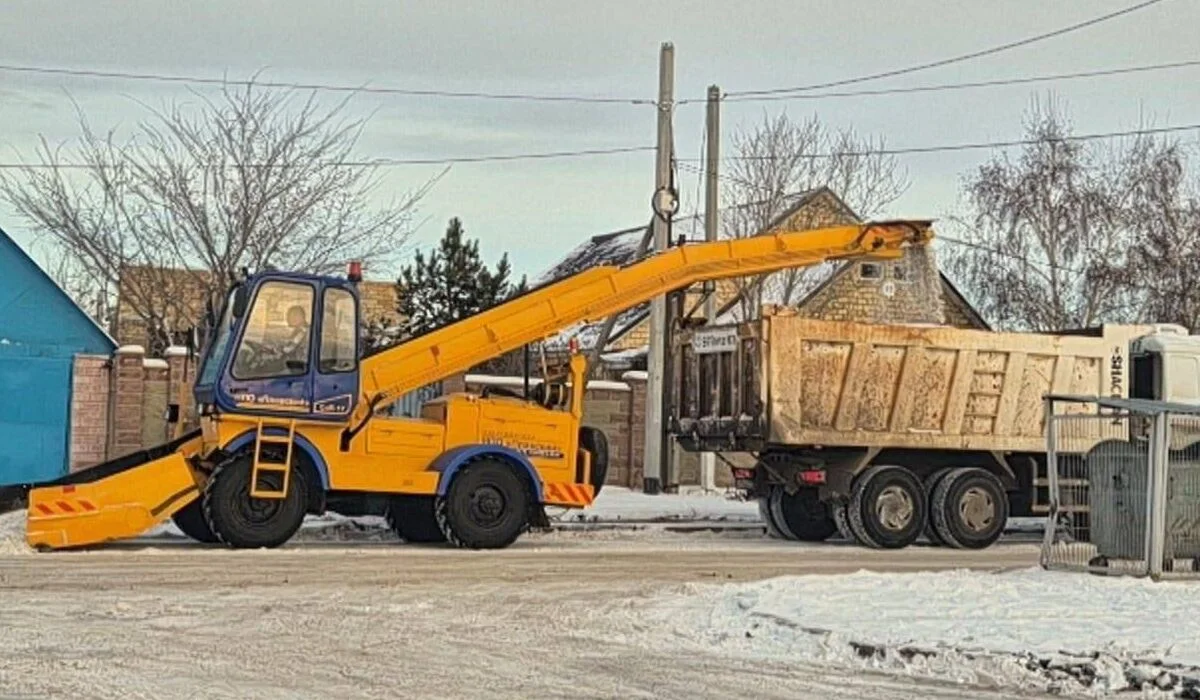 Снег из Астаны вывезли больше 36 тысяч грузовиков