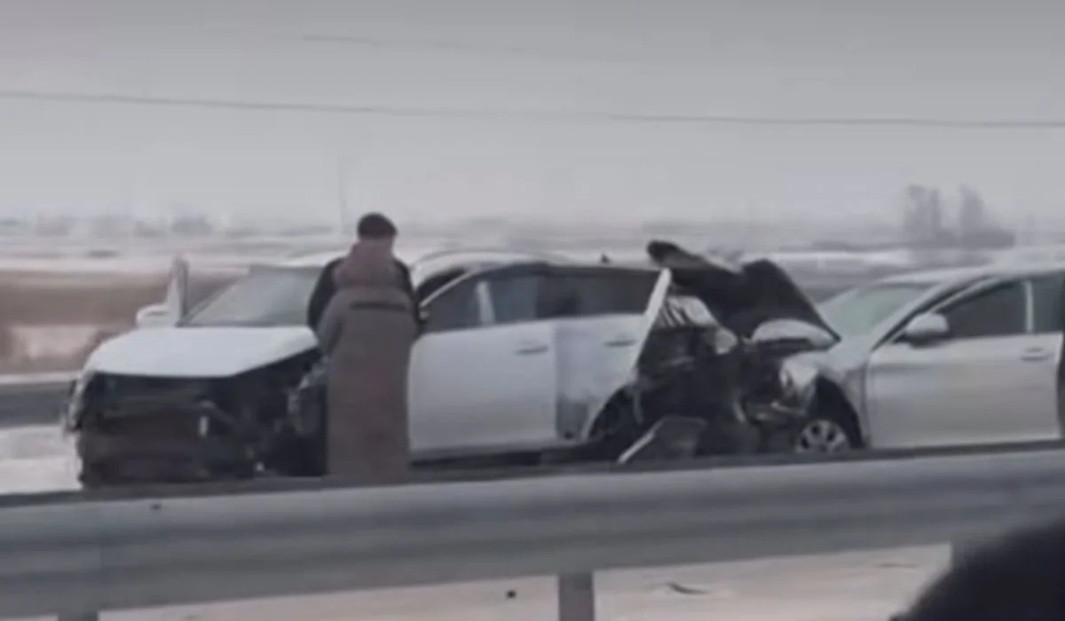 Жуткое ДТП на трассе Астана - Ерейментау - Шидерты: погиб один человек (ВИДЕО)