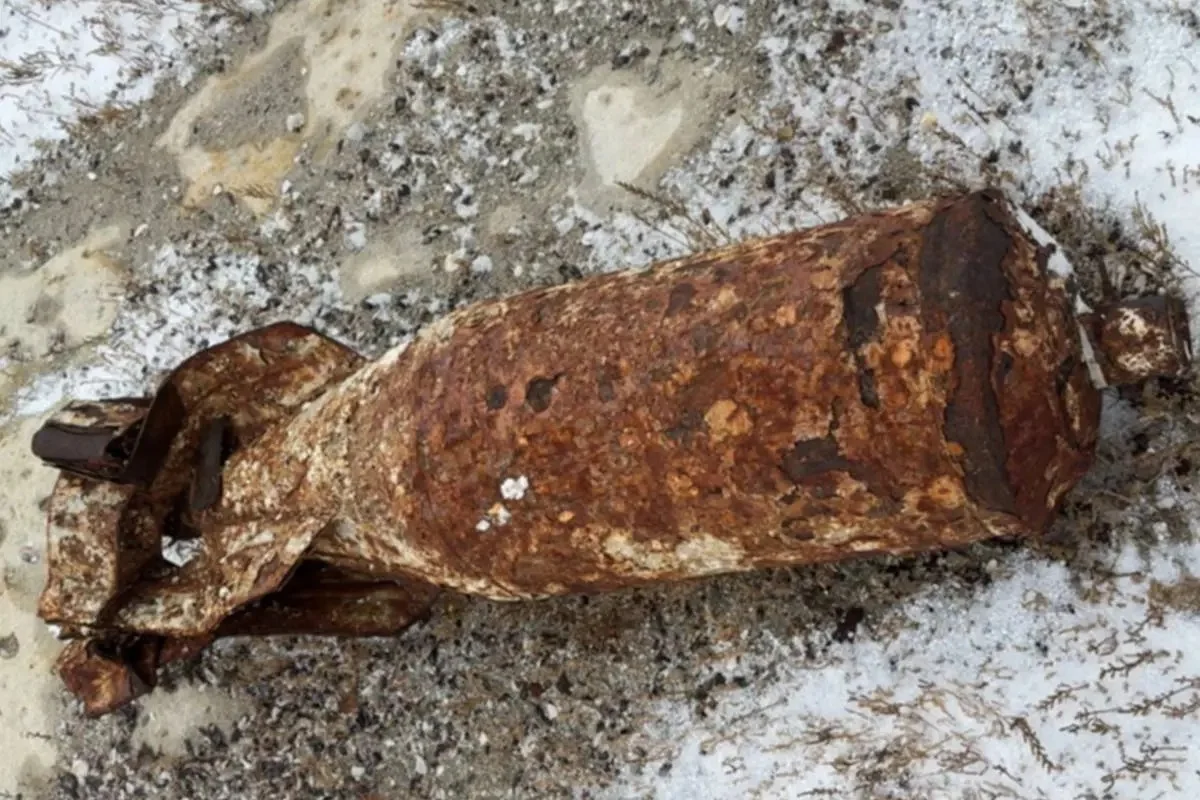 Старую авиабомбу обнаружили близ Актау: на место вызвали саперов