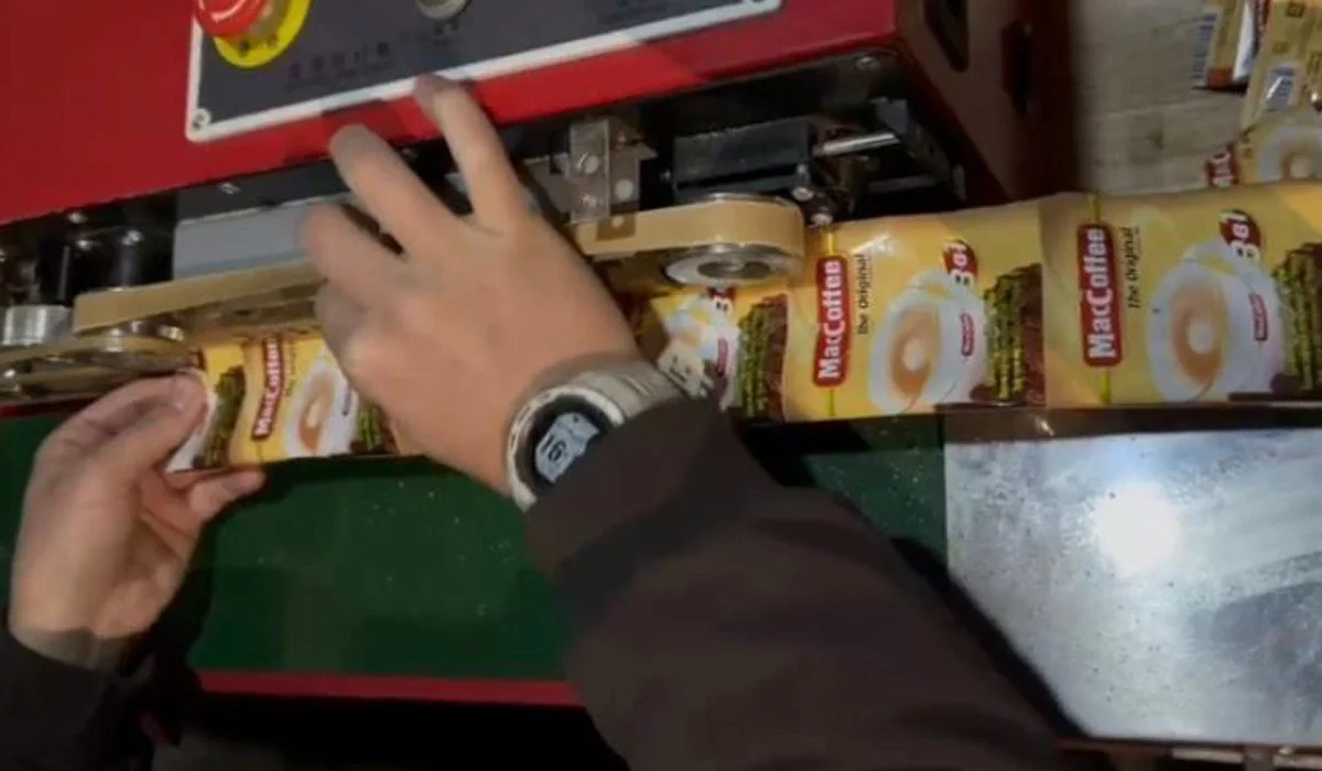 Из гаража – на прилавки: как незаконно изготавливали опасный MacCoffee в Шымкенте (ВИДЕО)