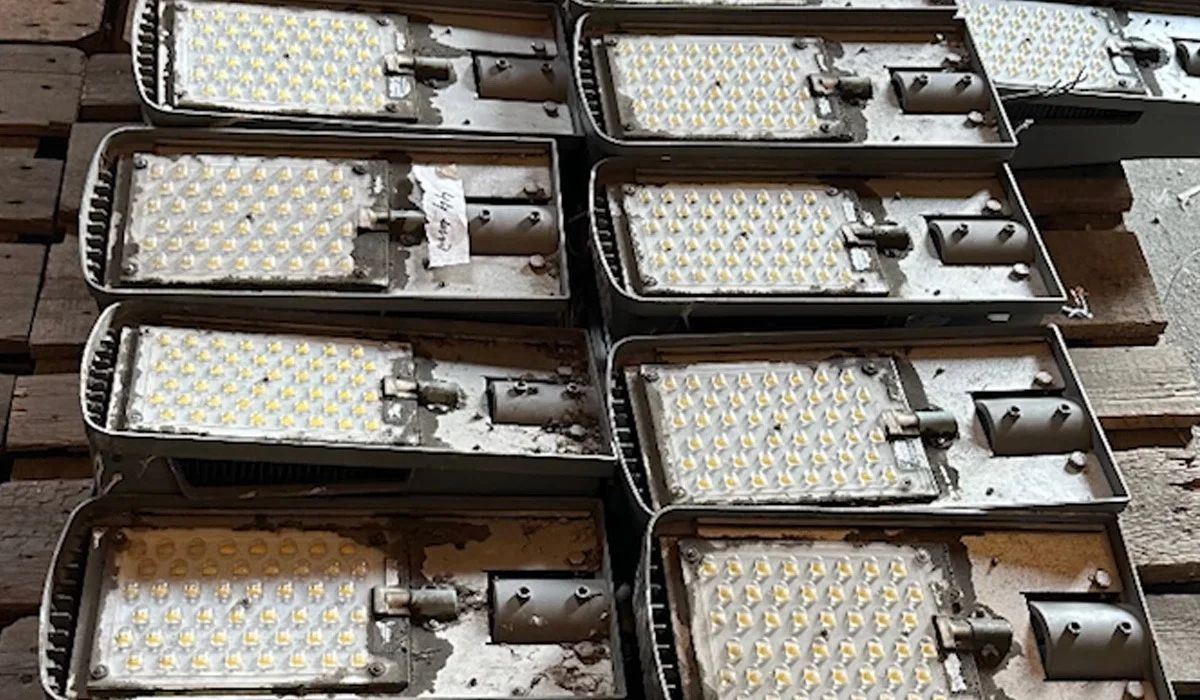 Сотни миллионов украли при модернизации уличного освещения в Семее и Усть-Каменогорске (ВИДЕО)