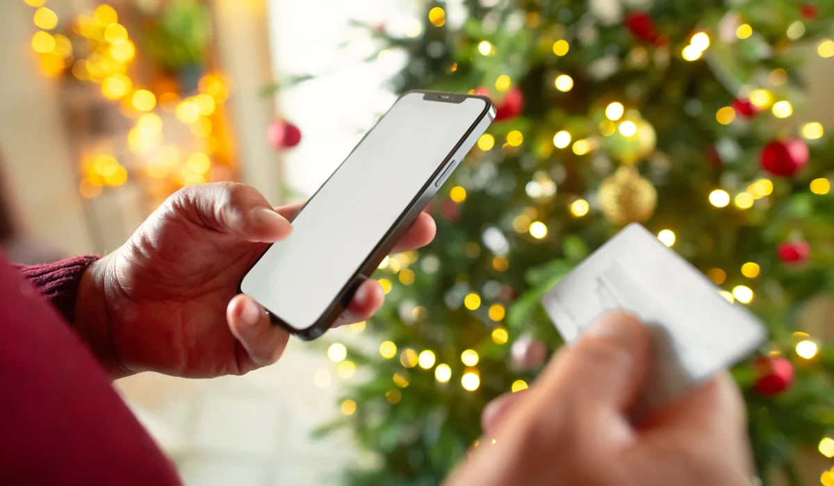 Миллион от «Тайного Санты»: казахстанцев предупреждают о новой схеме мошенников