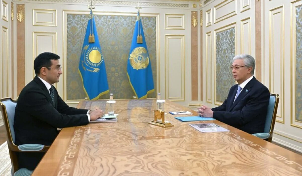 Привлечение инвестиций и развитие экономики: Токаев дал поручения главе холдинга «Байтерек»