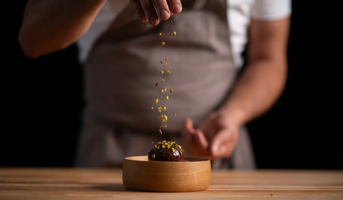 Заявил, что это специи: повара с наркотиками задержали в Астане