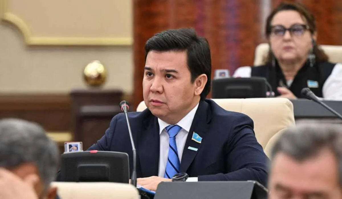 «Продукция не доходит до прилавков, портится на складах»: депутат обрушился с критикой на СПК