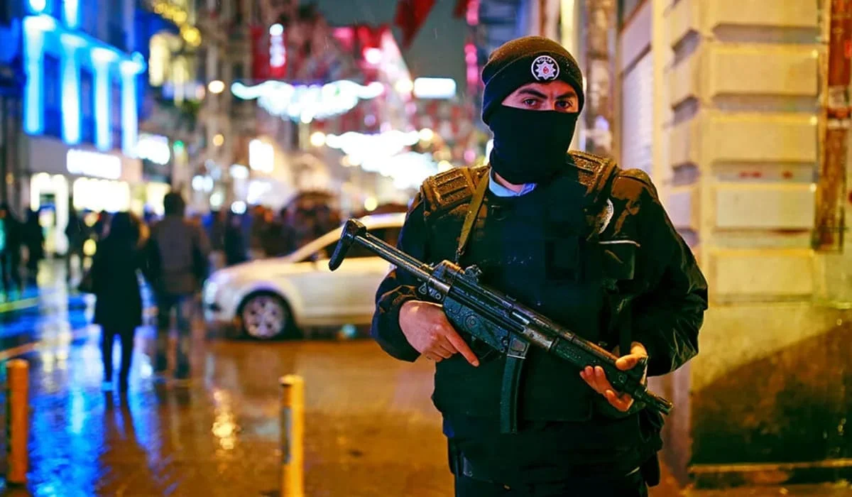 В Стамбуле задержали 115 подозреваемых в подготовке терактов перед Новым годом