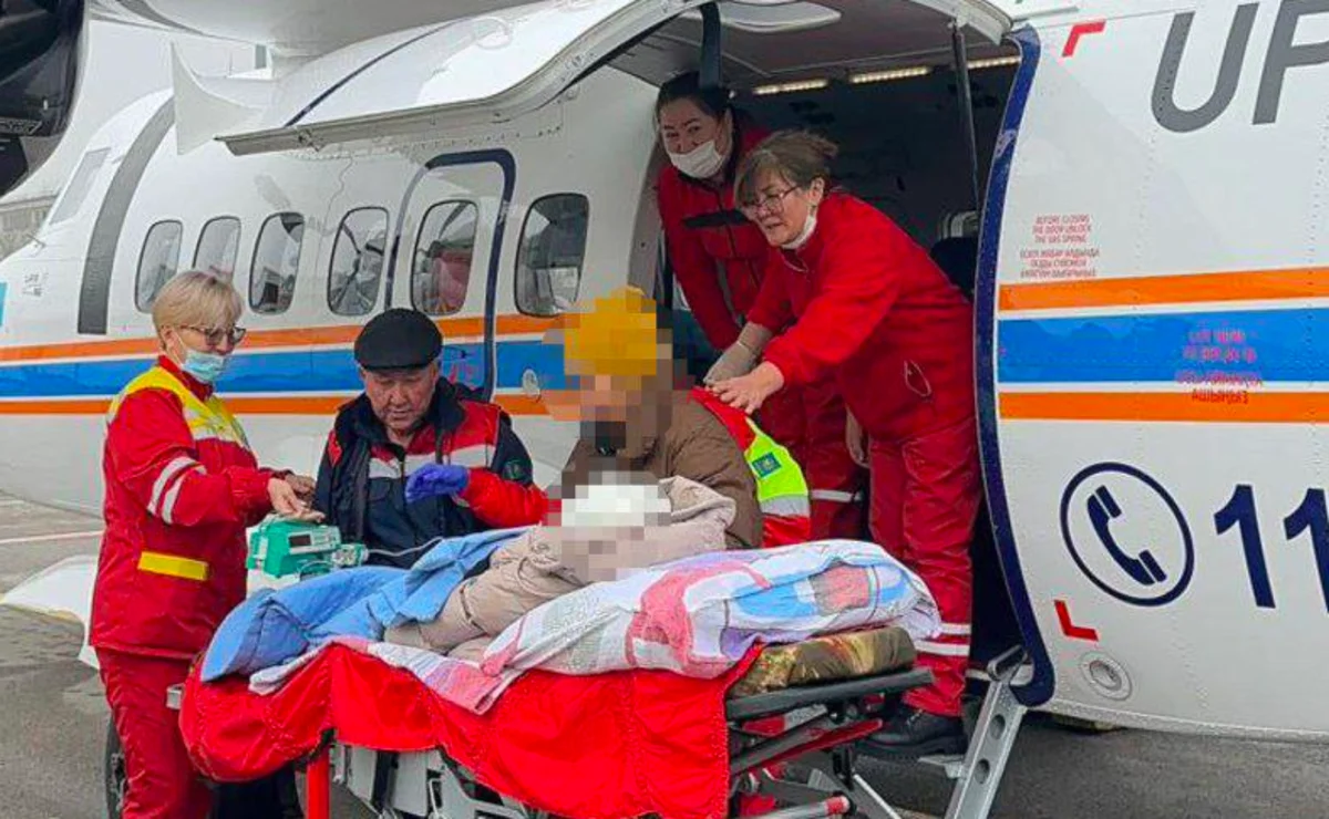 Ребенка срочно эвакуировали на самолете из Кызылорды в Алматы