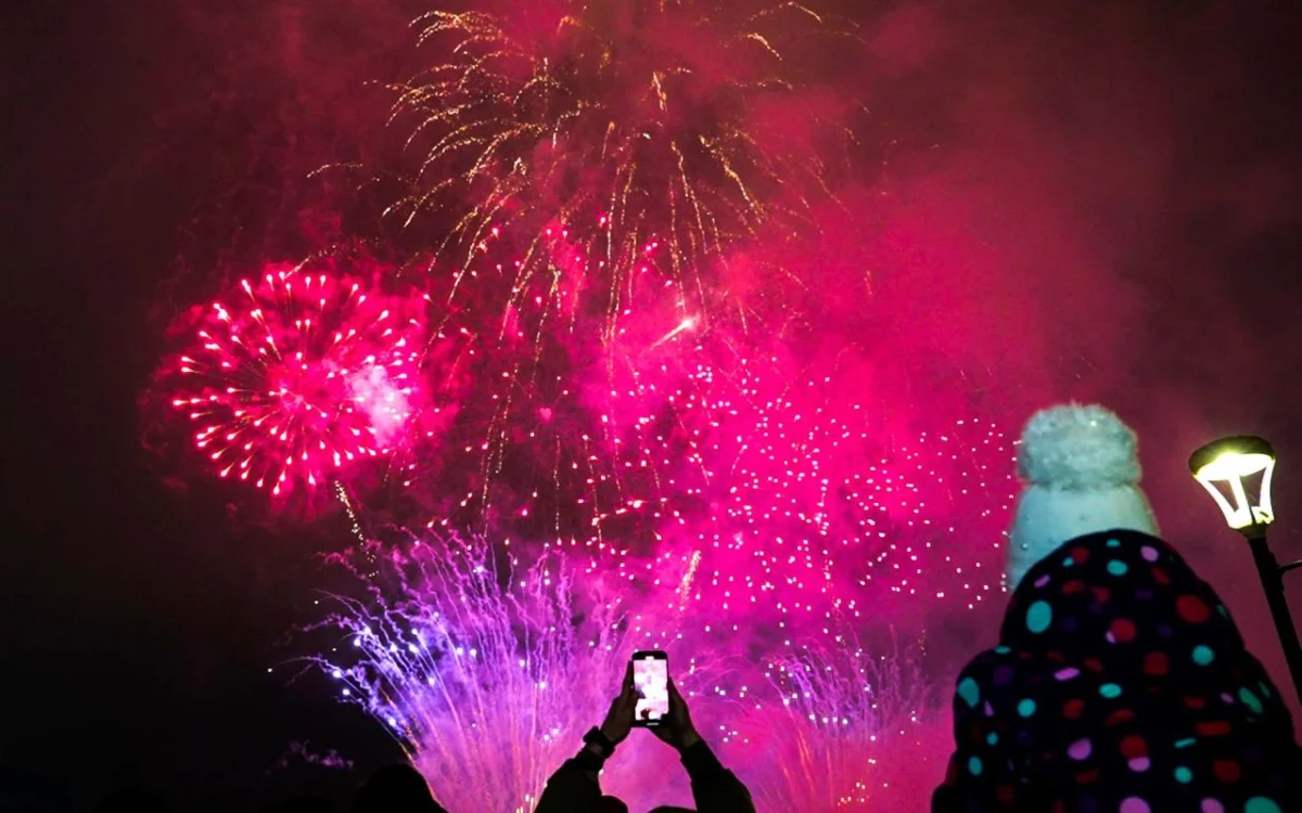 Где пройдут новогодние концерты в Астане и Алматы