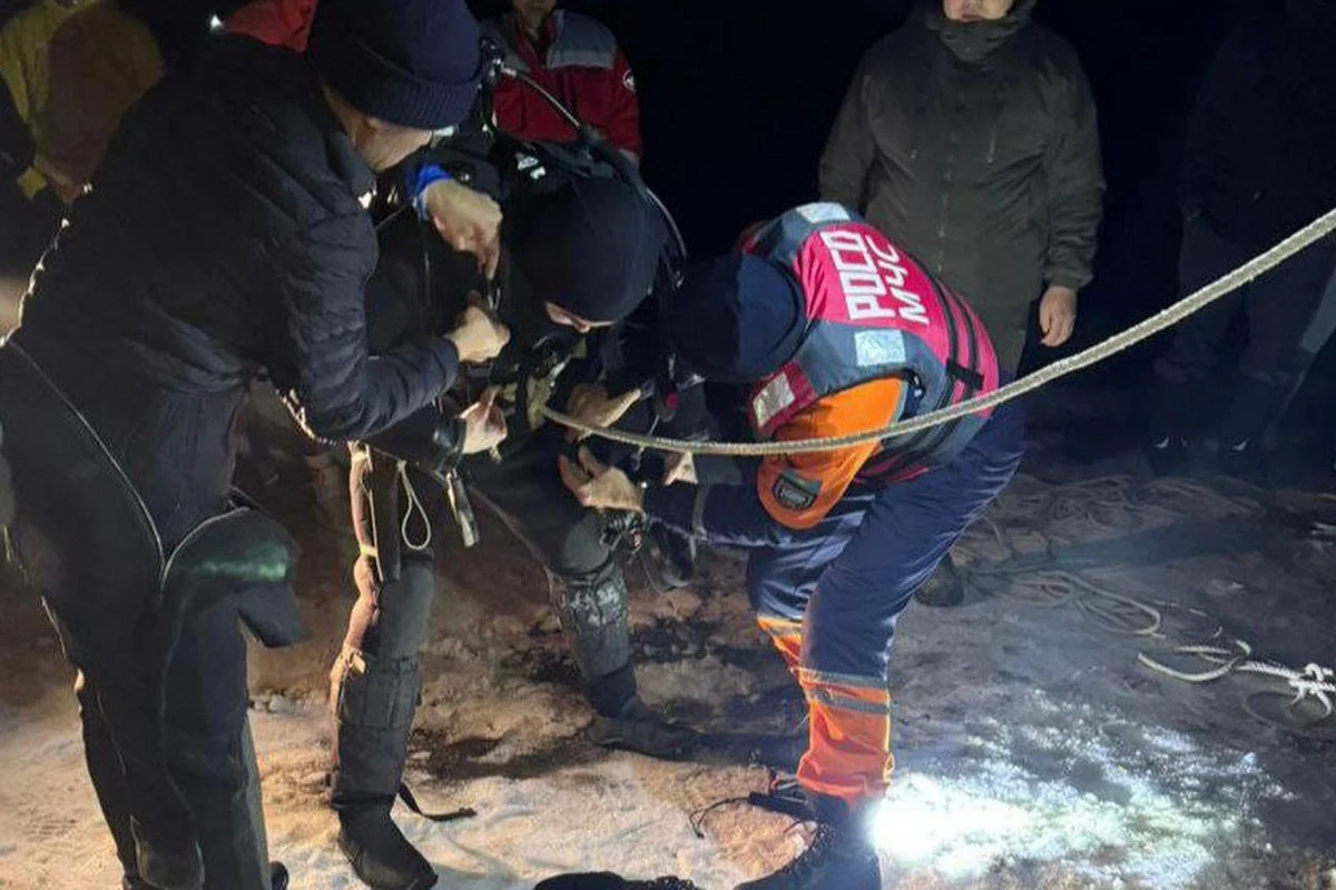 Четверо подростков провалились под лед в Алматинской области, один погиб