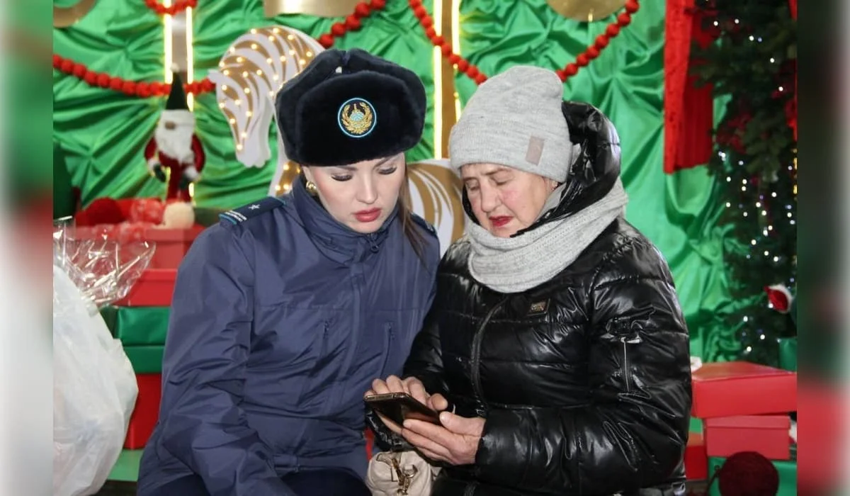 Просили фото кота и выдавали себя за полицейских: пенсионерка в СКО едва не стала жертвой аферистов