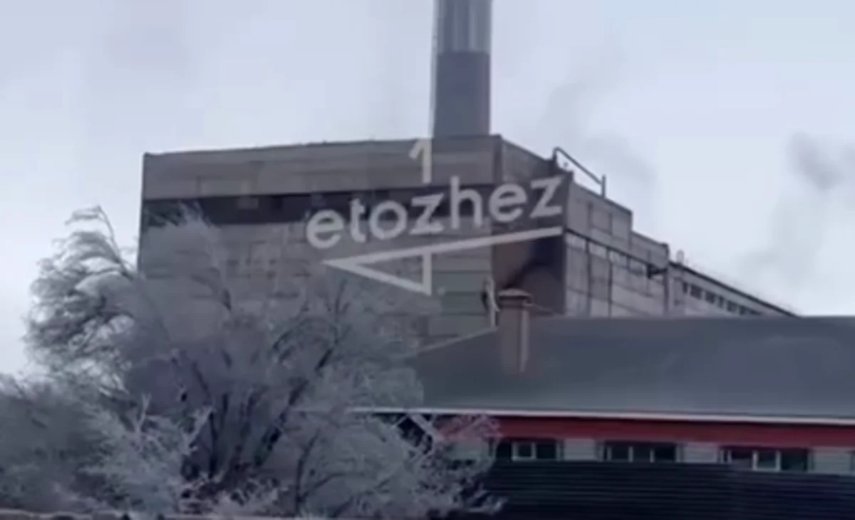 Черный снег снова «выпал» в Сатпаеве (ВИДЕО)