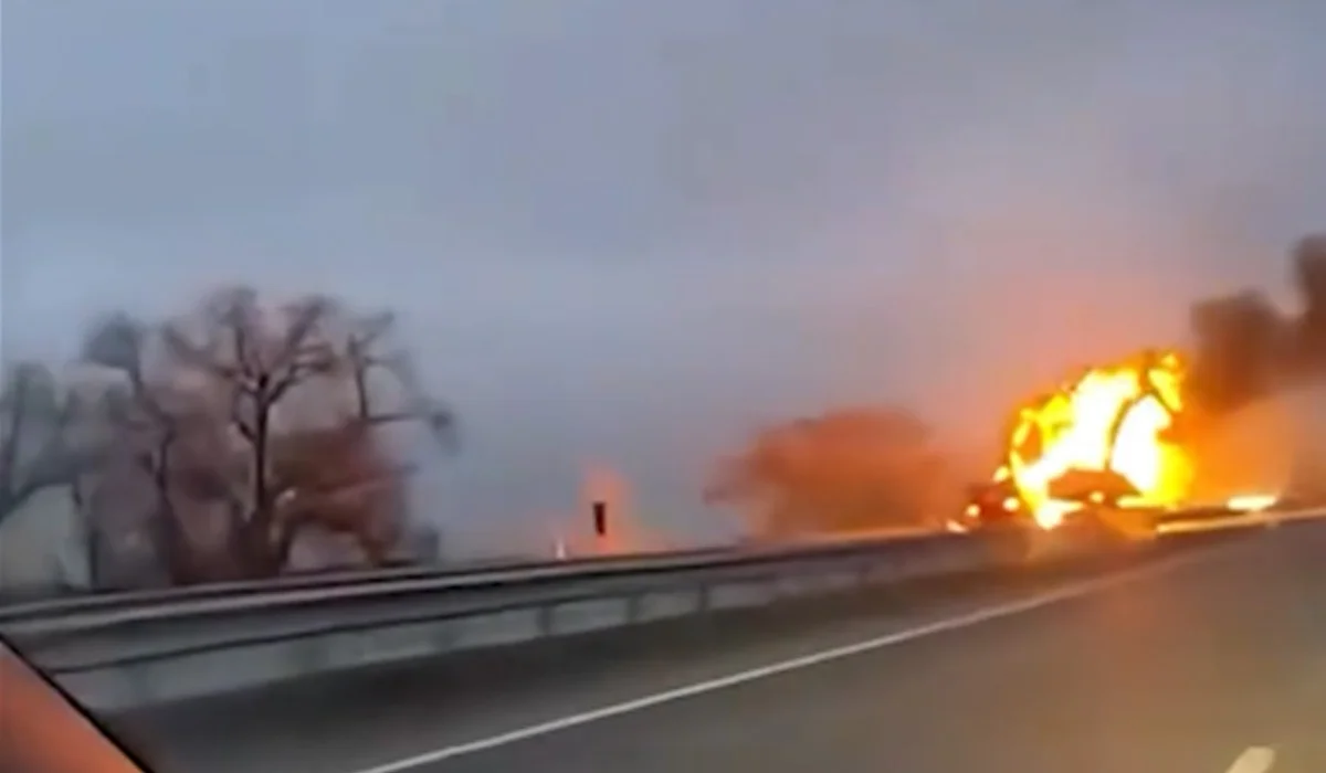 Два студента из Индии погибли в ДТП на трассе Алматы – Бишкек (ВИДЕО)