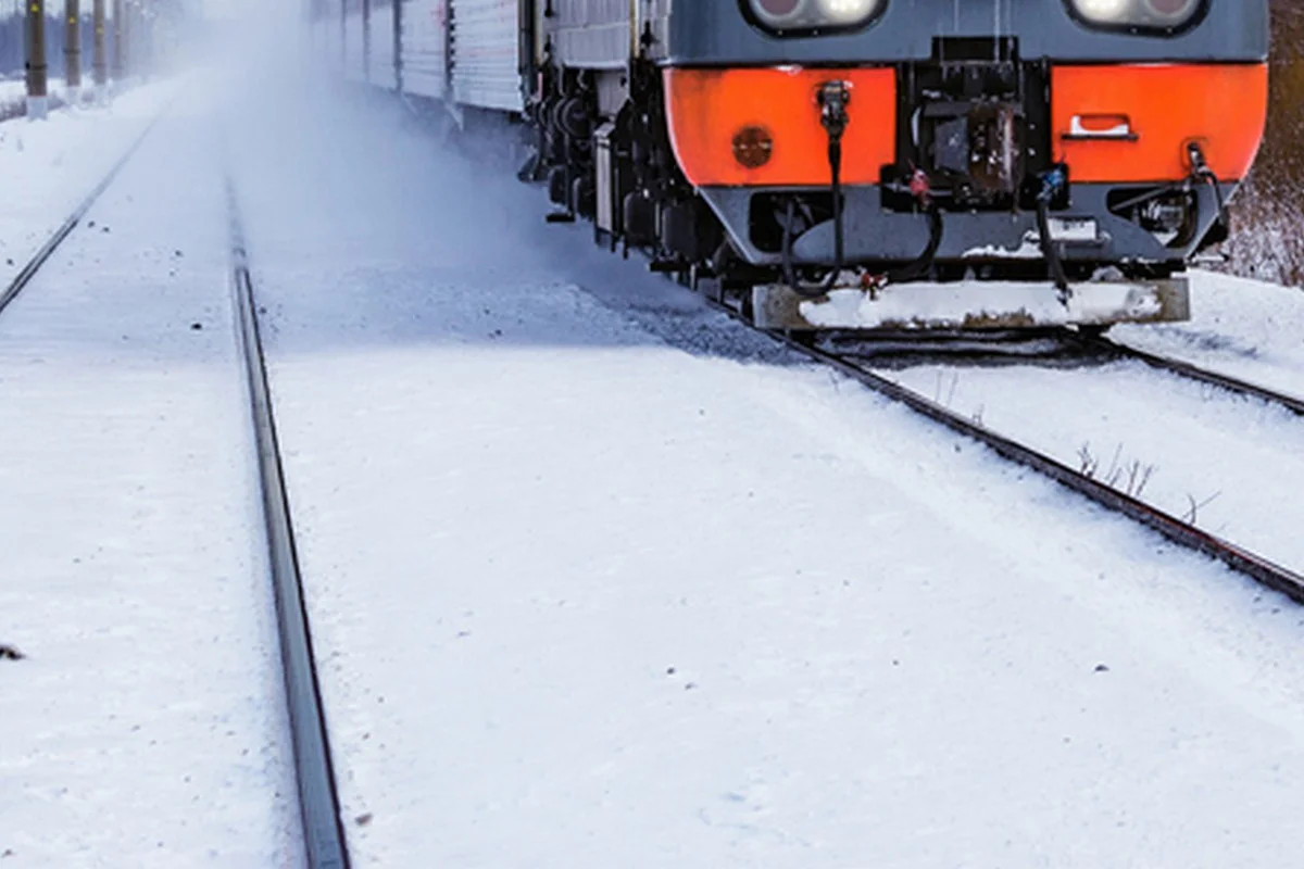 Поезд насмерть сбил женщину в Кокшетау