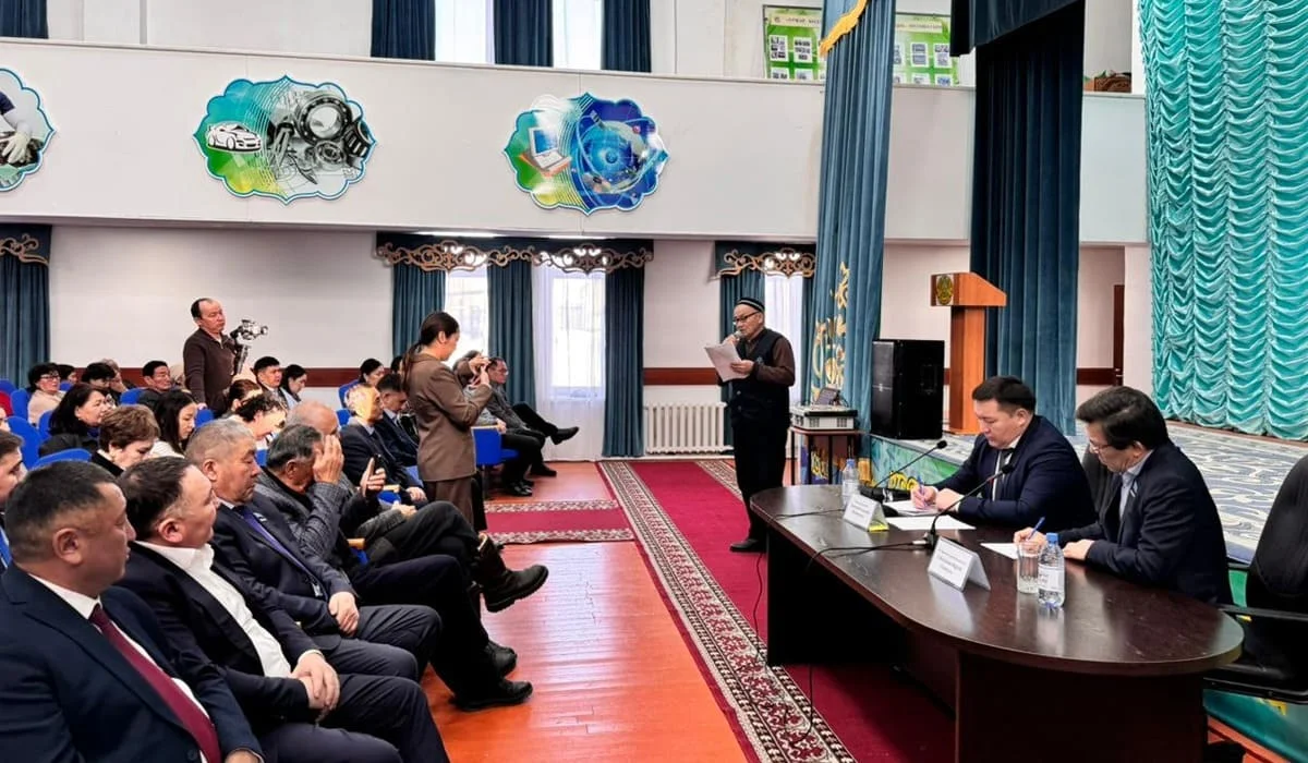 Депутат Мажилиса посетил социальные объекты в селах области Абай