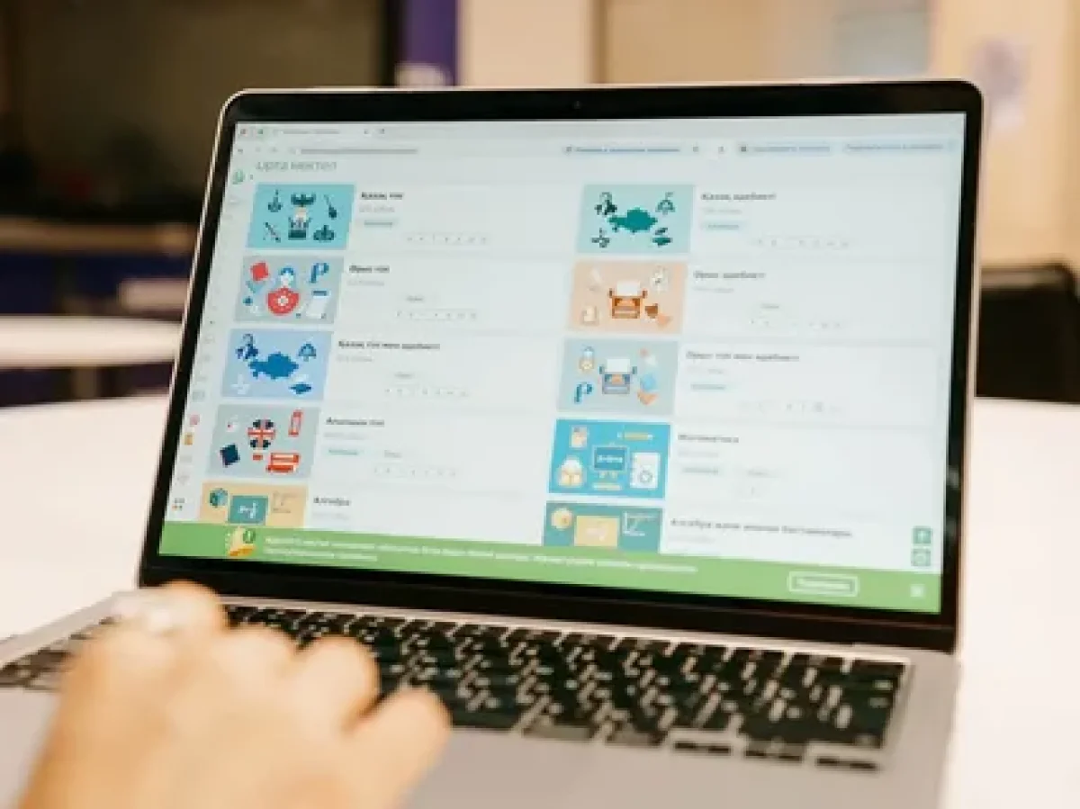 Скандал с «Күнделік»: суд отменил запрет на новые платформы в школах Алматы