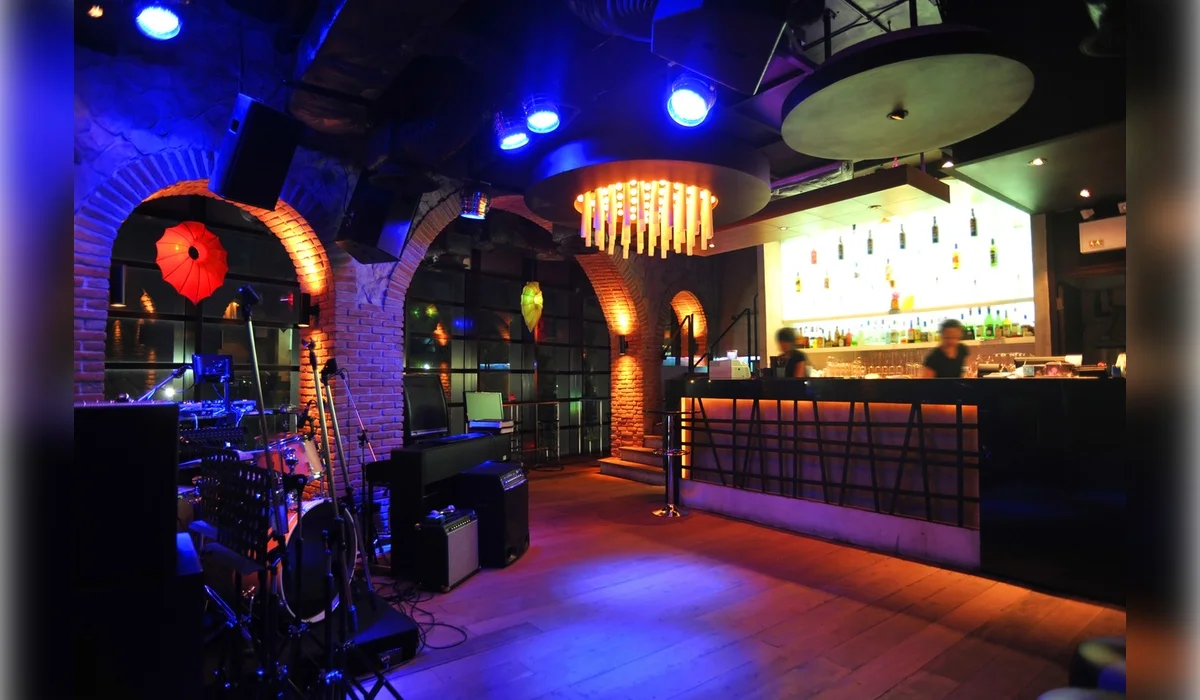 Песня в ресторане обернулась судебным спором в Туркестанской области