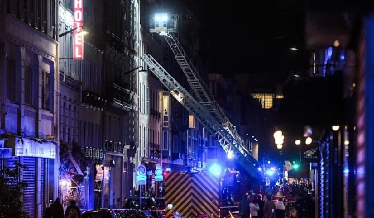 В Париже во время празднования юбилея обрушился пол в жилом доме: 20 человек пострадали