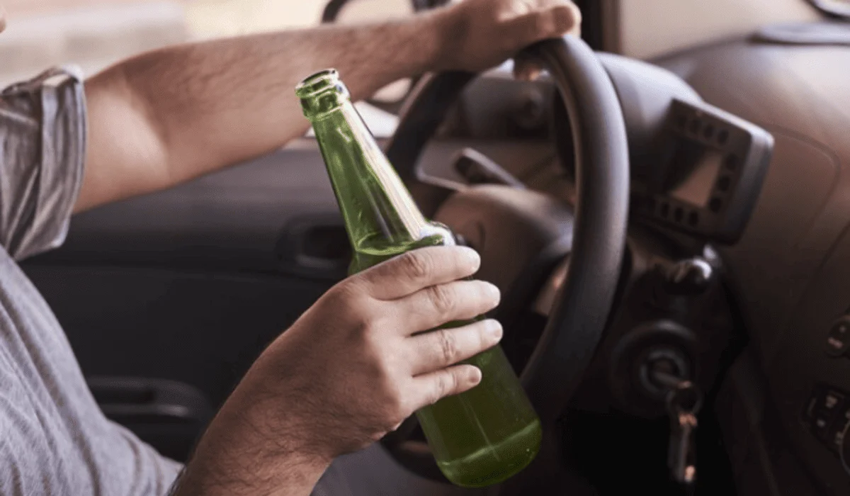 Пожизненно лишенного прав жителя Сатпаева в третий раз поймали пьяным за рулем