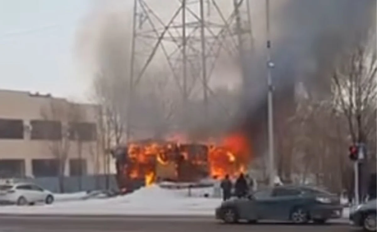 Четыре человека пострадали при взрыве в Караганде (ВИДЕО)