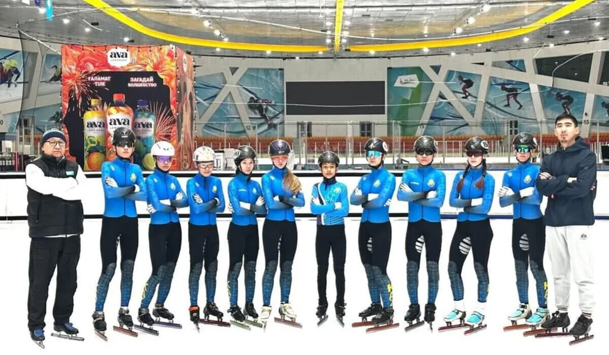 Казахстанские шорт-трекисты завоевали четыре медали на соревнованиях в Китае