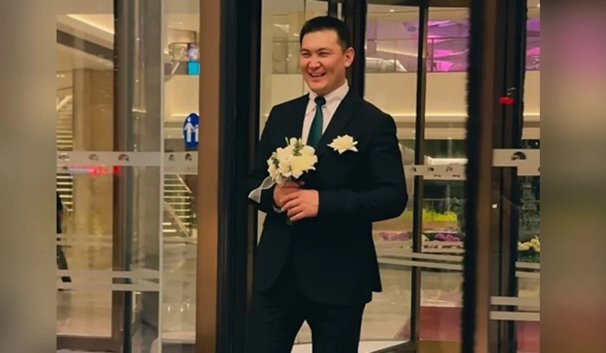 «Смотрятся как отец и дочь»: казахстанского певца раскритиковали за слишком молодую девушку