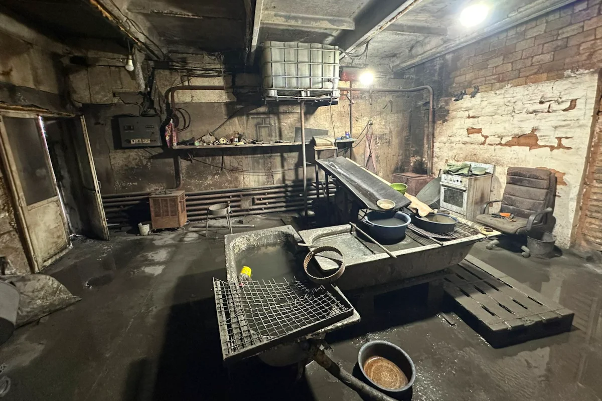 Подпольный цех по переработке золота накрыли в Акмолинской области