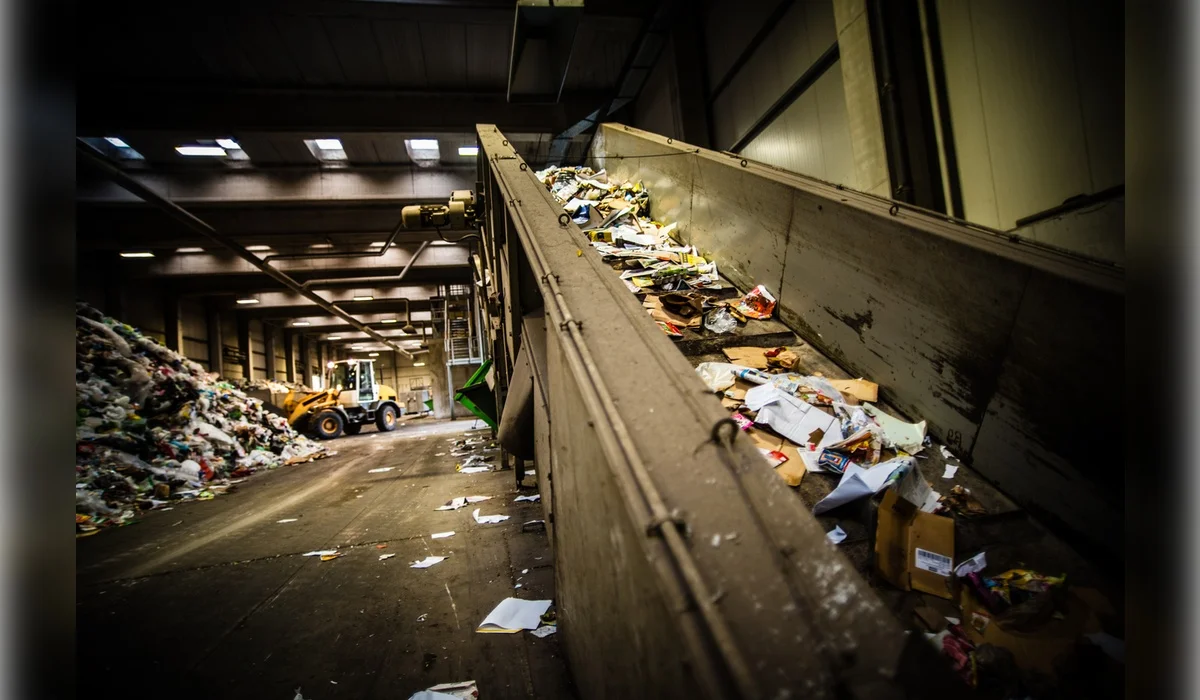 Завышали цены на мусор: компанию оштрафовали на 54 млн тенге в Астане