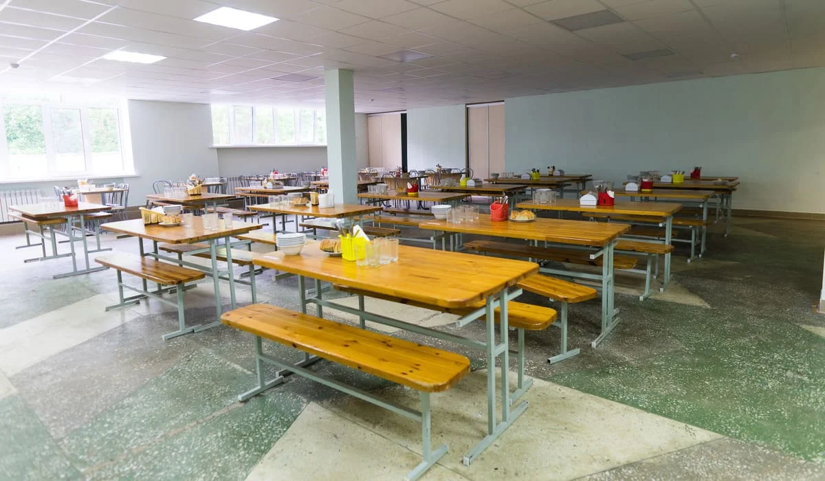 Проверка школьных столовых в Туркестанской области выявила десятки нарушений