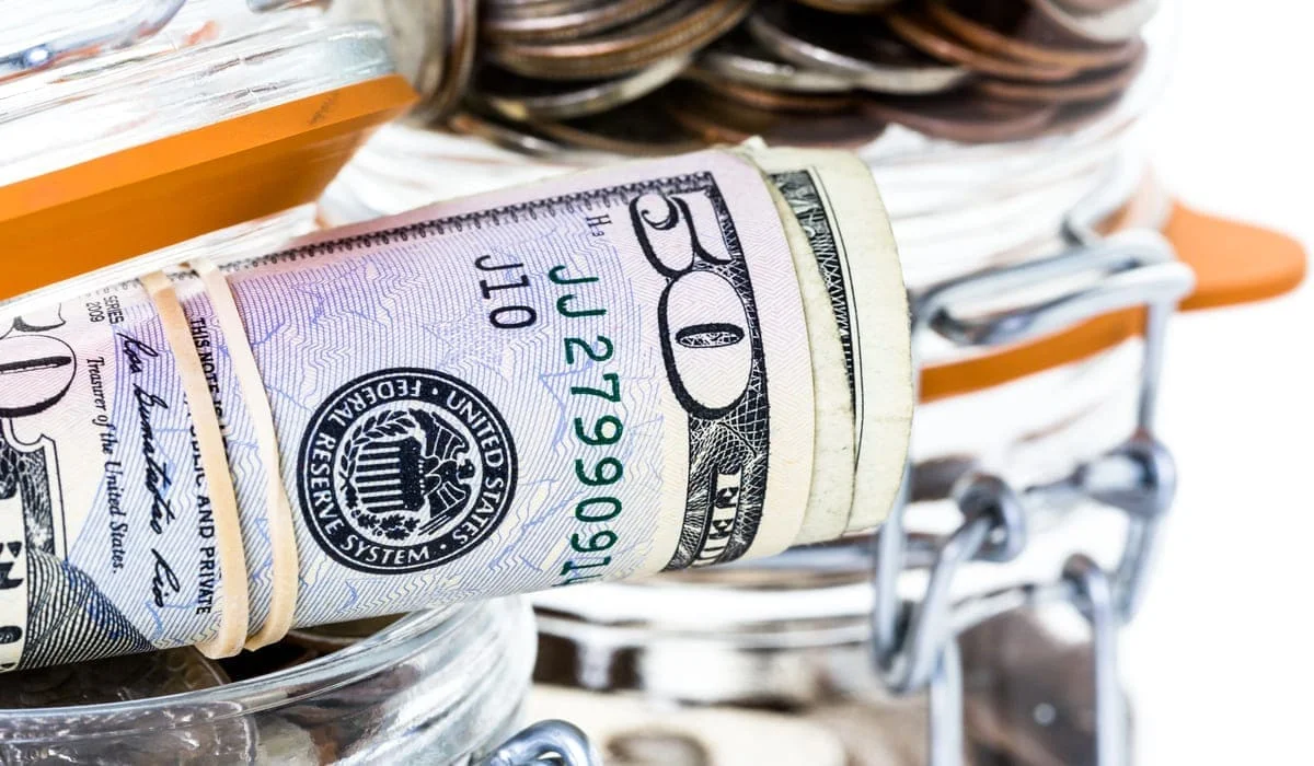 Доллар снова пошел вверх: курс на KASE превысил 502 тенге