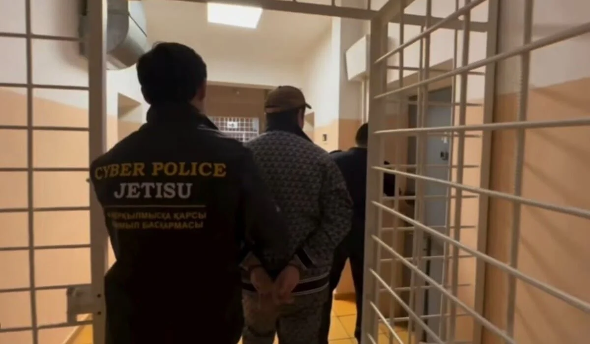 Мошеннический call-центр обманул десятки человек на 36 млн тенге в области Жетысу (ВИДЕО)