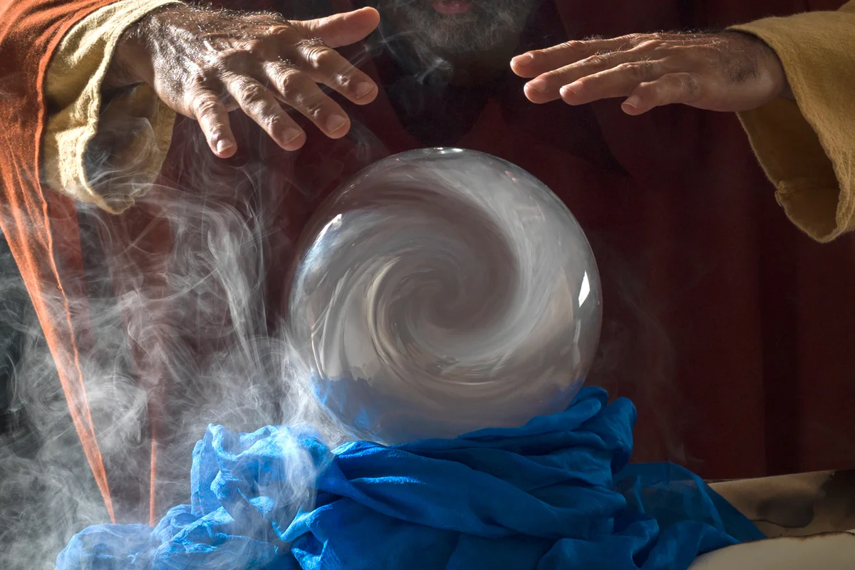 Оказал магические услуги на 5,3 млн тенге: в Астане осудили афериста из соцсетей