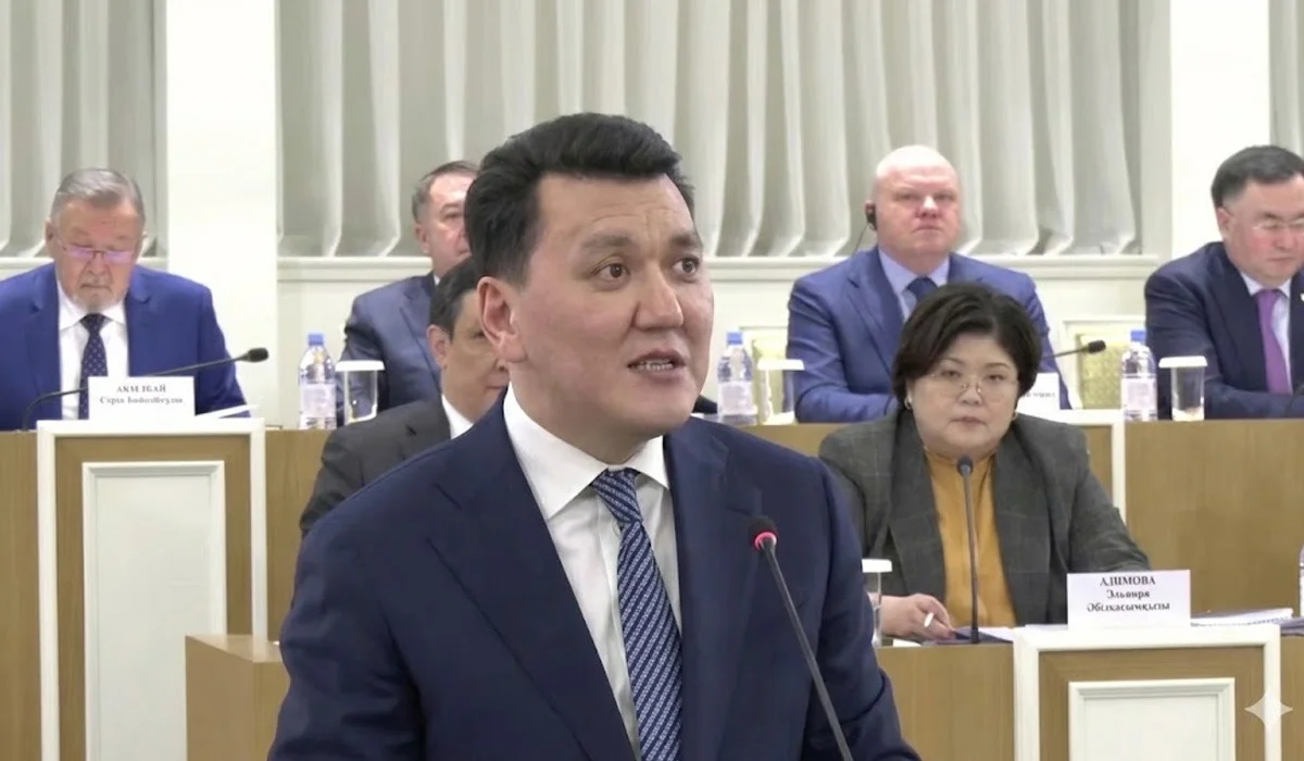 Разница колоссальная – государственный советник о различиях между действующей Конституцией и новым Основным законом