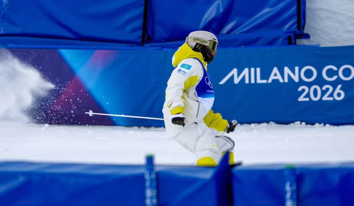 Три казахстанки вышли в финал Олимпиады-2026 по фристайл-могулу