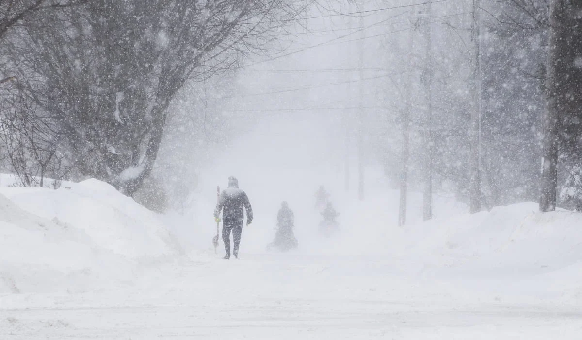 Циклон движется на восток: снегопады и потепление ожидаются в Казахстане