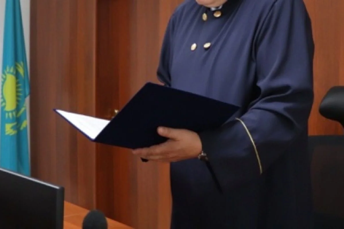 В Шымкенте осудили 17 членов транснациональной ОПГ