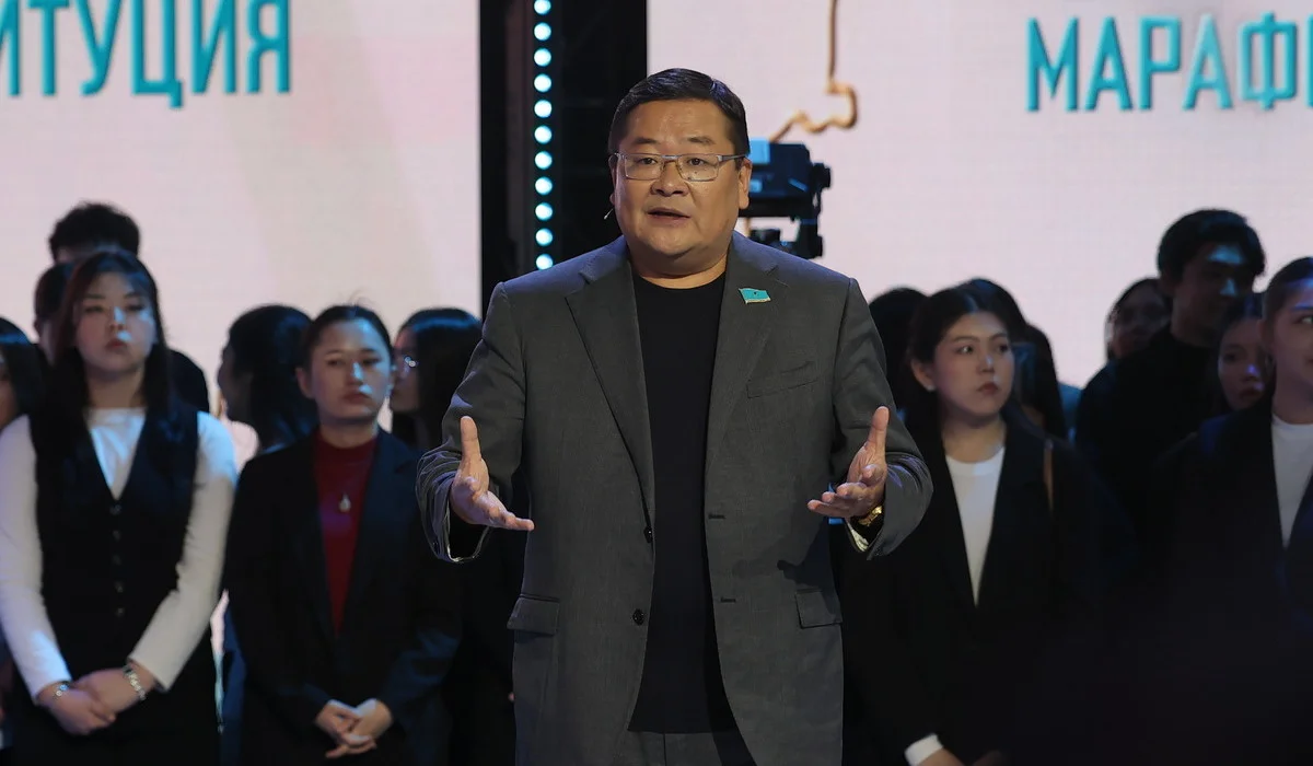 Айдос Сарым: Нам нужна экономика, основанная на энергии человека