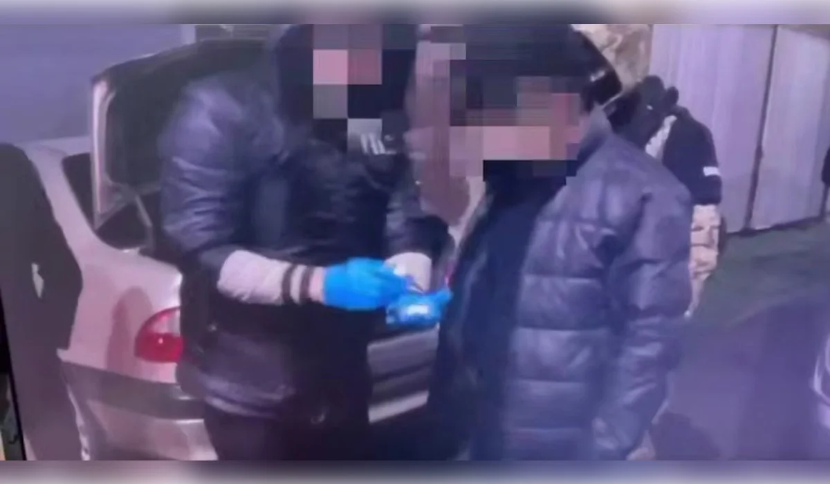 Мужчину, сбывавшего психотропные вещества онлайн, задержали в Шымкенте (ВИДЕО)