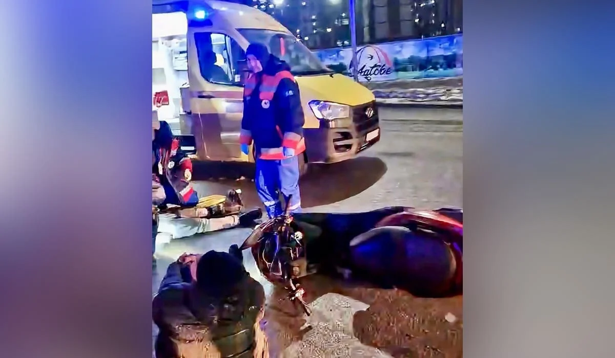 14-летний школьник на мопеде врезался в автомобиль в Актобе