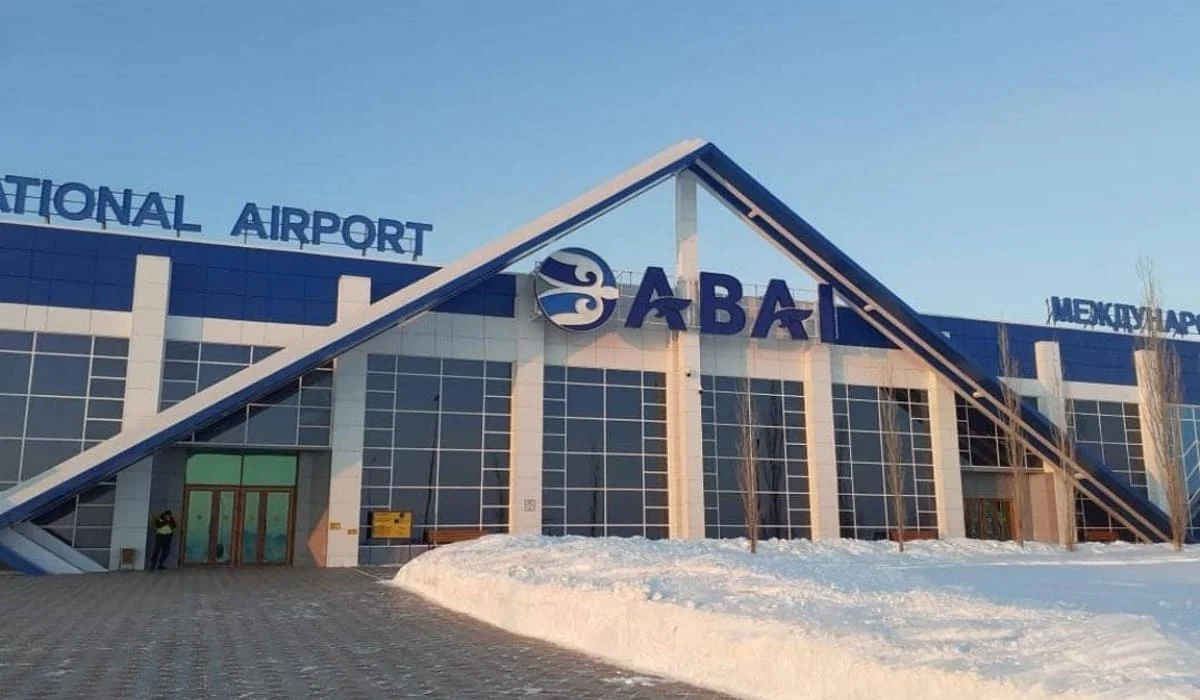 Аэропорт Семея оштрафовали за высокие цены на авиатопливо