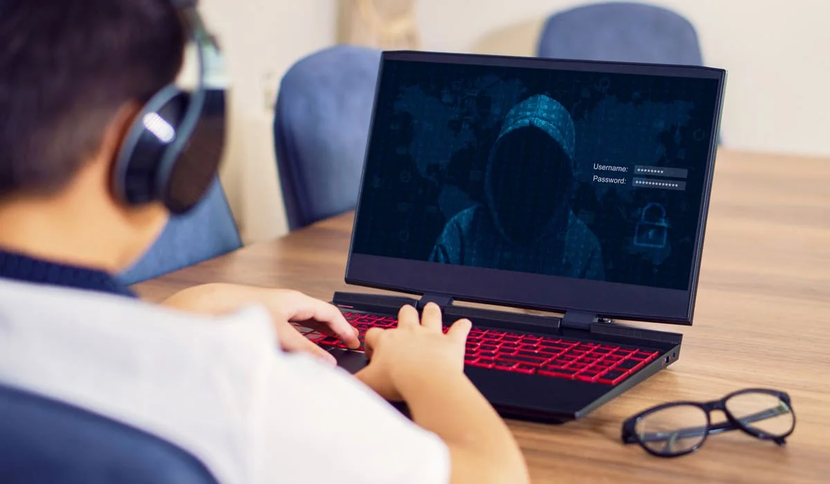 Хакер платил за роскошные отели по одному центу – его задержали в Испании